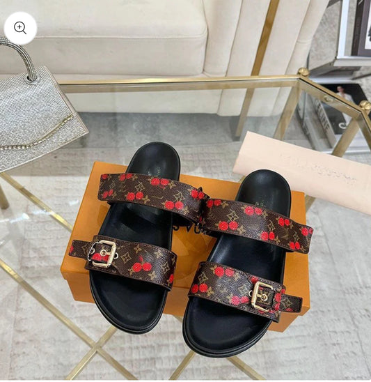 Brown cherry lv sandals