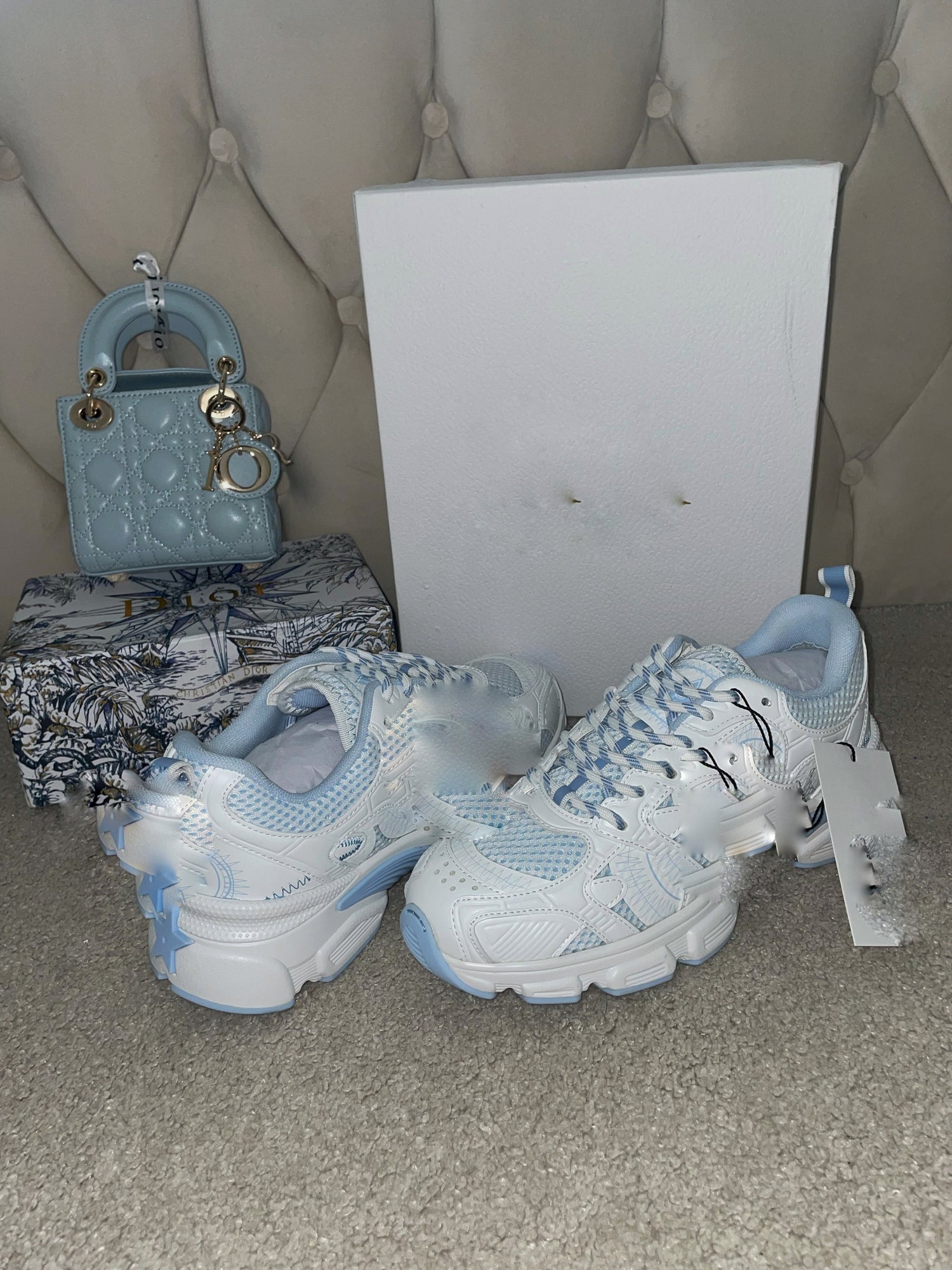 Shoes and bag sets