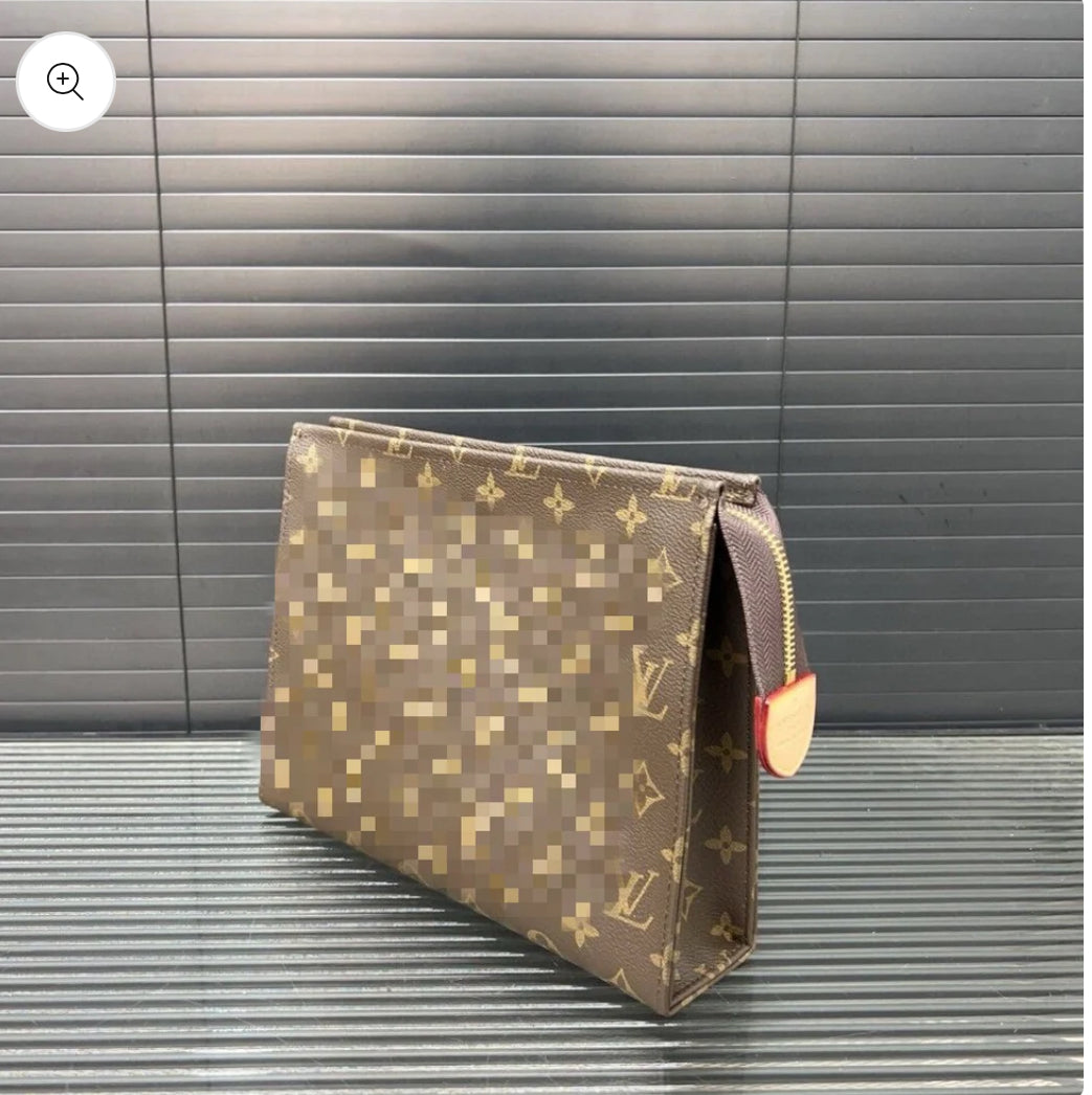 Lv clutch bag